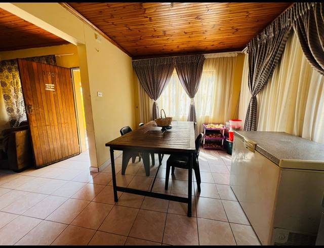 3 BEDROOM HOUSE FOR SALE IN HILLGROVE
